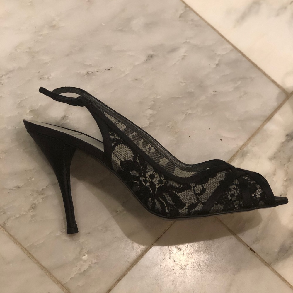 Gorgeous black lace peep toe Stuart Weitzman heels